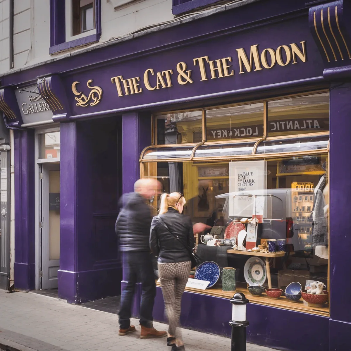 The Cat & The Moon gallery shopfront in Sligo
